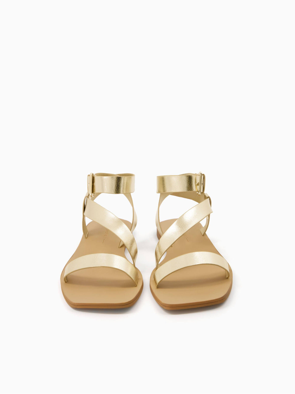 Flat sandals with ankle strap