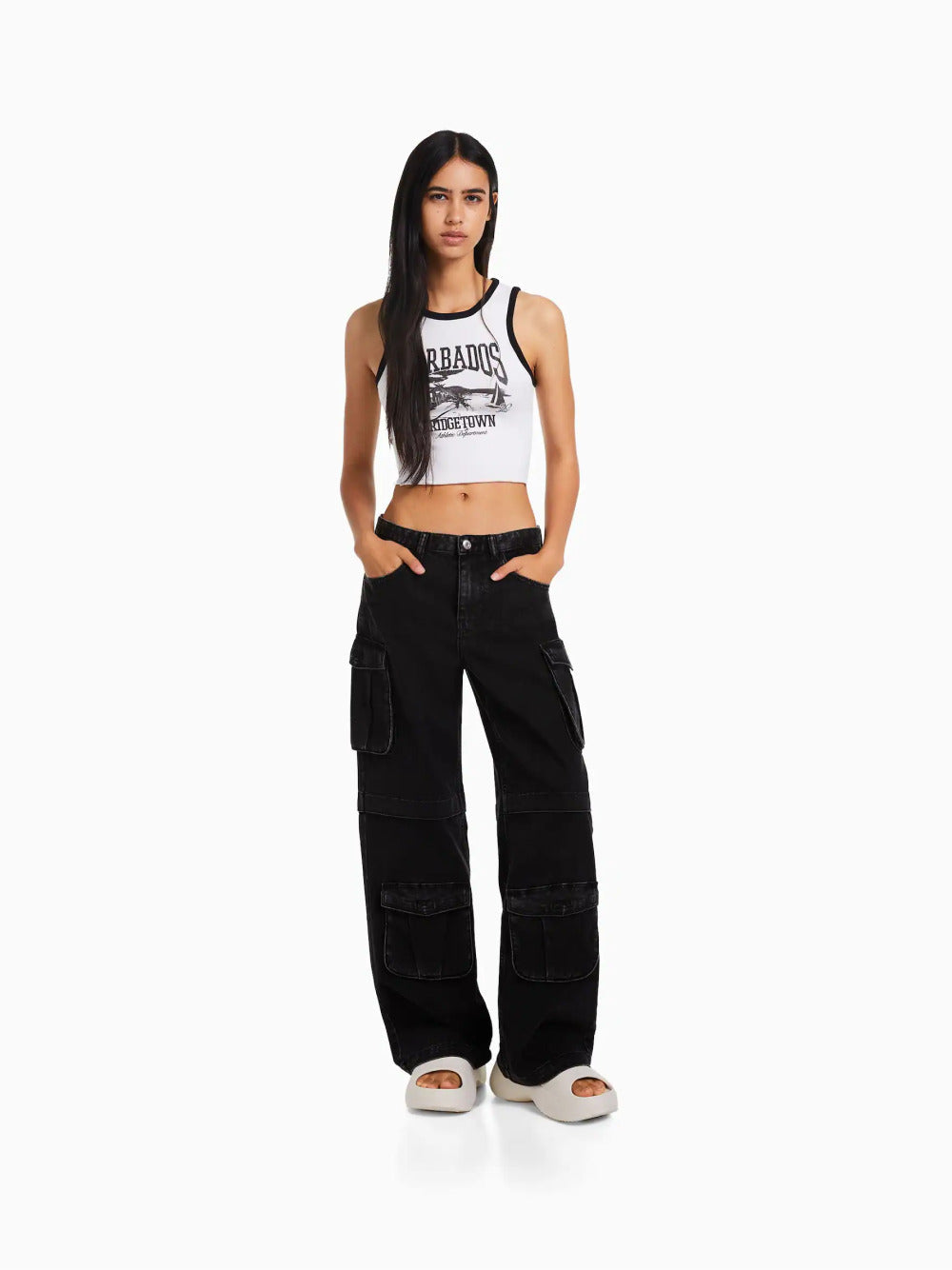 Multi-pocket cargo jeans