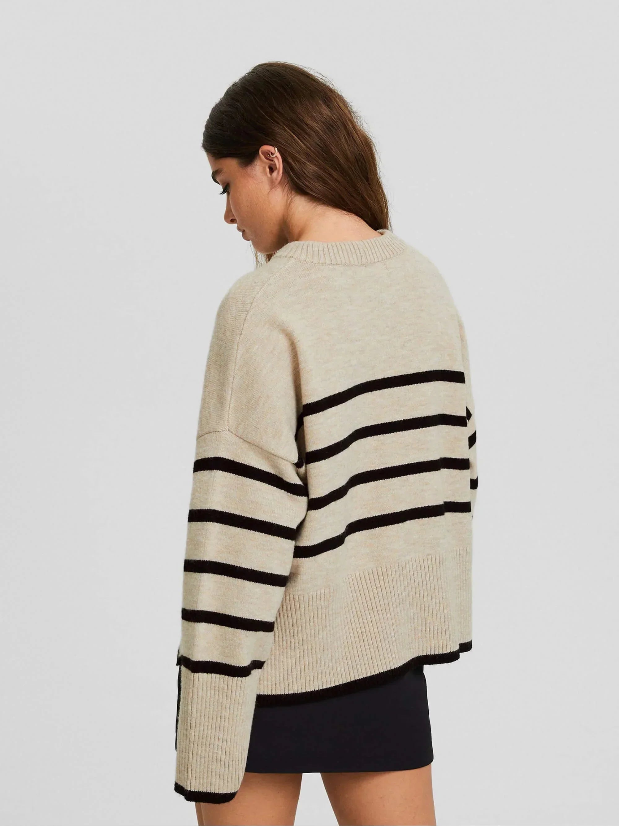 Round Neck Sweater