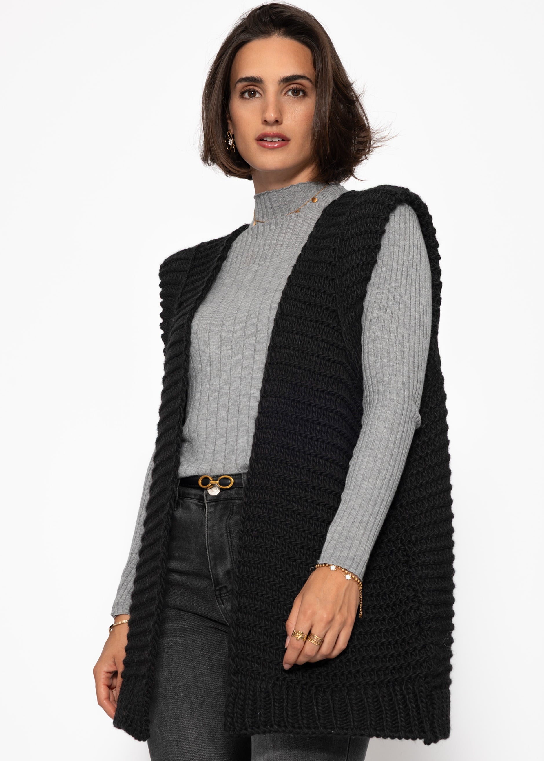 Chaleco largo de punto sin mangas con hombros estructurados - negro