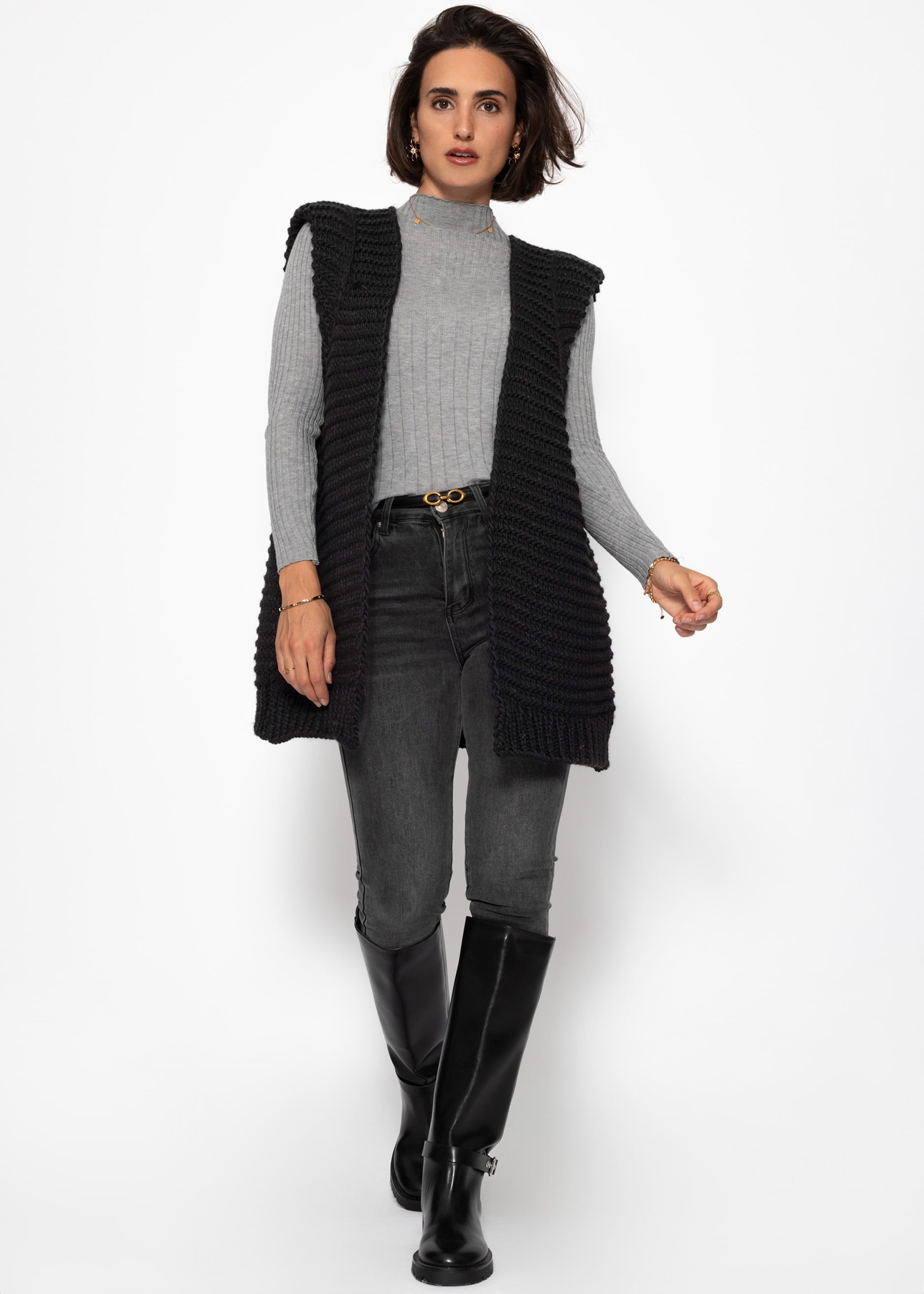 Chaleco largo de punto sin mangas con hombros estructurados - negro